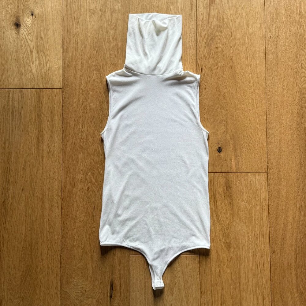 Perfect Layering! Wolford Turtleneck String Bodys… - image 4